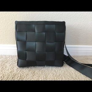 Harvey’s crossbody